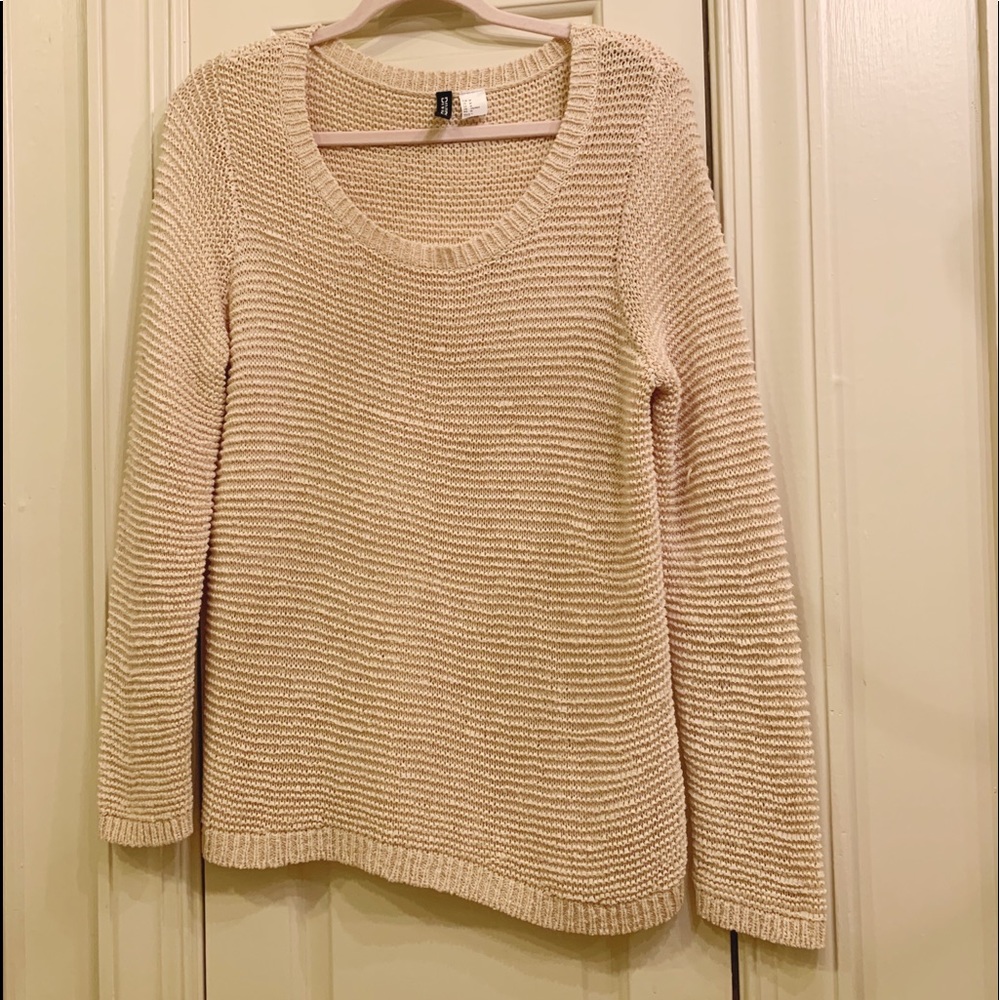 H&M Crewneck, pullover sweater in tan